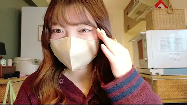 Snapshot of _Yui_ chatting on October 25, 2025, 5:17 am  Yui  online show from October 25, 2025, 5:17 am