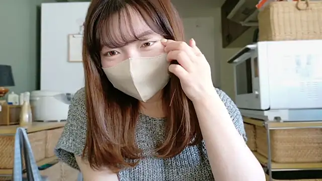 Snapshot of _Yui_ chatting on September 26, 2025, 3:35 am  Yui  online show from September 26, 2025, 3:35 am