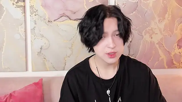 fiamoory online show from October 1, 2025, 1:44 am