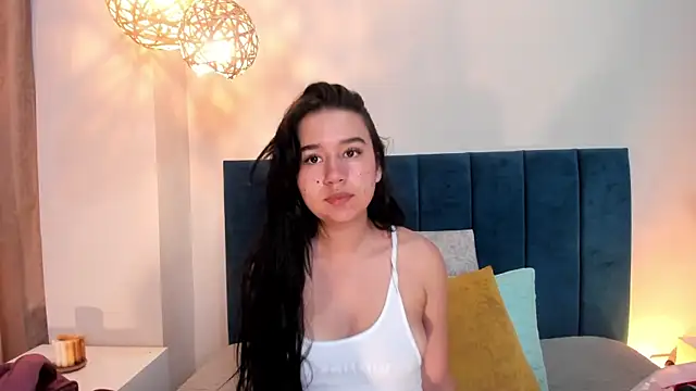 LaraGoldd online show from February 24, 2026, 12:44 am