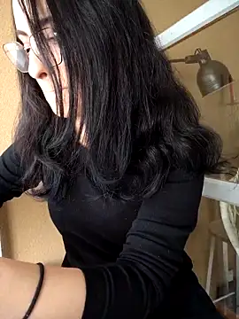 saidaskye online show from November 13, 2025, 9:24 am