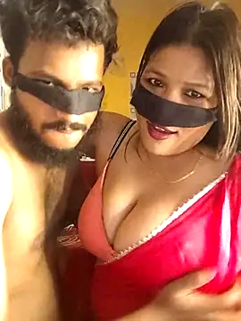 Snapshot of Radhikadavi879 chatting on September 21, 2025, 5:40 pm Radhikadavi879 online show from September 21, 2025, 5:40 pm