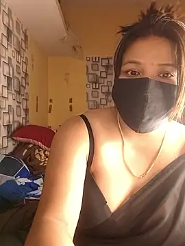 Snapshot of Radhikadavi879 chatting on September 27, 2025, 5:41 pm Radhikadavi879 online show from September 27, 2025, 5:41 pm