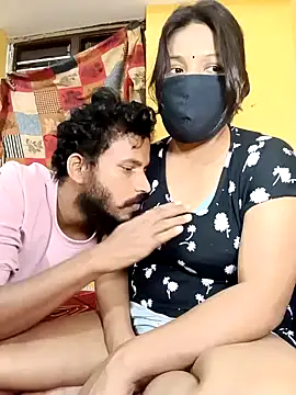 Snapshot of Radhikadavi879 chatting on February 2, 2025, 3:17 pm Radhikadavi879 online show from February 2, 2025, 3:17 pm