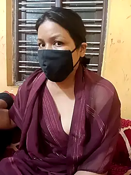 Snapshot of Radhikadavi879 chatting on February 17, 2025, 4:50 pm Radhikadavi879 online show from February 17, 2025, 4:50 pm