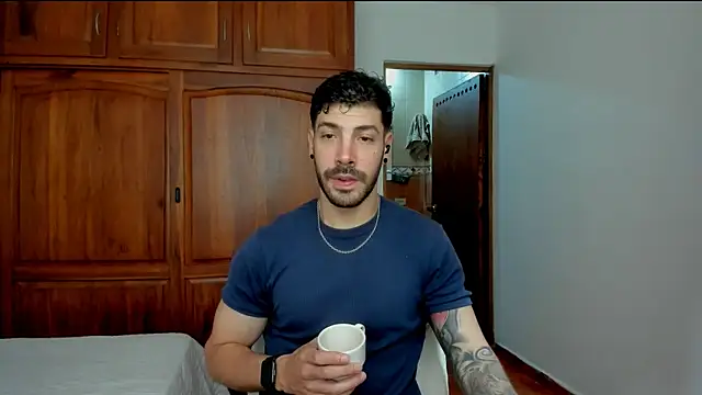Guyinthemountain online show from July 23, 2026, 2:46 pm