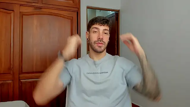 Guyinthemountain online show from June 26, 2026, 4:02 pm