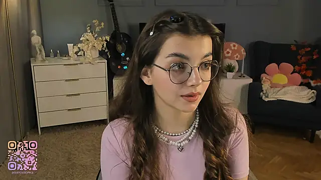 FlairEdgin online show from November 3, 2025, 7:17 pm