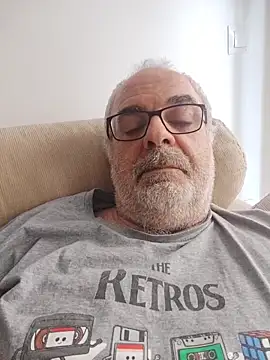 Snapshot of Satiro_Sevilla chatting on October 27, 2025, 4:08 pm Satiro Sevilla online show from October 27, 2025, 4:08 pm