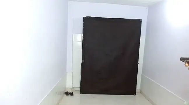 Snapshot of latino_hotxxx chatting on December 7, 2024, 4:37 am latino hotxxx online show from December 7, 2024, 4:37 am