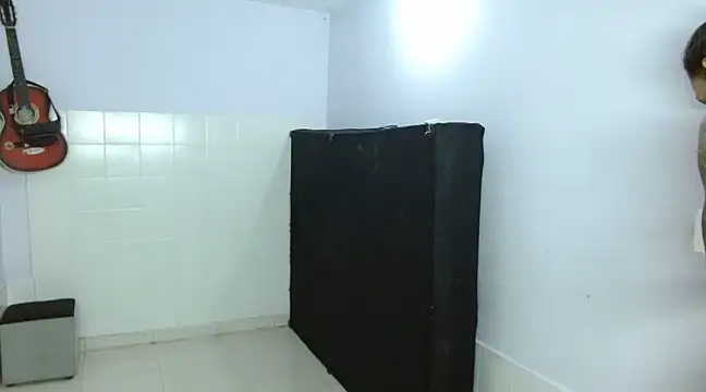 Snapshot of latino_hotxxx chatting on December 23, 2024, 8:36 pm latino hotxxx online show from December 23, 2024, 8:36 pm