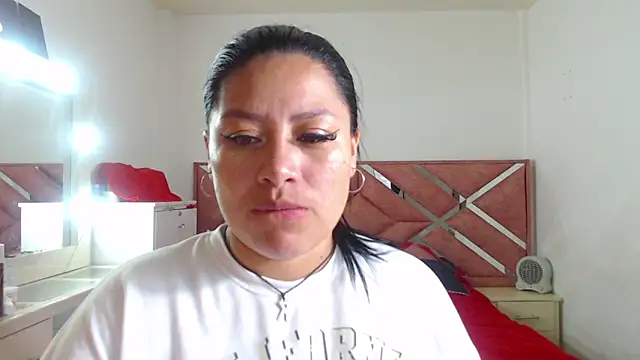 moan sex2 online show from December 3, 2025, 7:02 pm