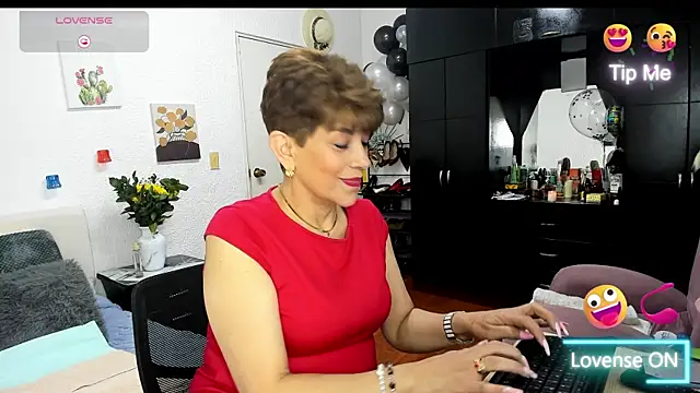 Angelina Stone 65 online show from January 7, 2026, 11:21 pm