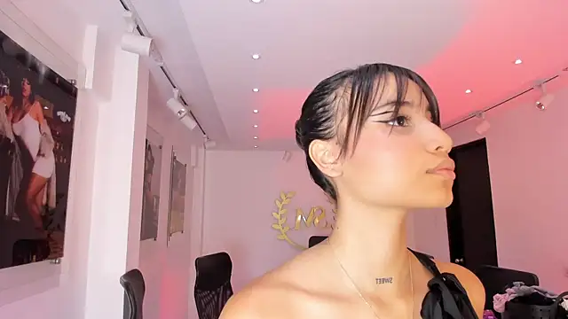 Snapshot of NairobiLee chatting on October 23, 2025, 10:14 am NairobiLee online show from October 23, 2025, 10:14 am