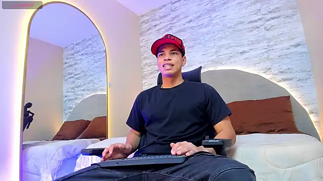 Benjamin More online show from February 28, 2025, 4:10 pm