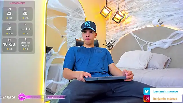 Snapshot of Benjamin_More chatting on October 29, 2025, 1:10 pm Benjamin More online show from October 29, 2025, 1:10 pm