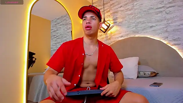 Snapshot of Benjamin_More chatting on October 14, 2025, 11:11 am Benjamin More online show from October 14, 2025, 11:11 am