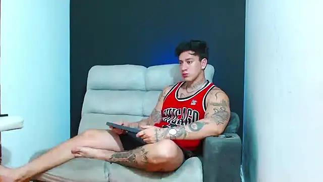 Snapshot of JUSTIN_FULLER1 chatting on July 26, 2026, 1:34 am JUSTIN FULLER1 online show from July 26, 2026, 1:34 am
