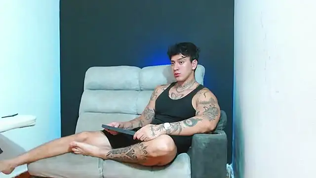 Snapshot of JUSTIN_FULLER1 chatting on July 1, 2026, 5:13 pm JUSTIN FULLER1 online show from July 1, 2026, 5:13 pm