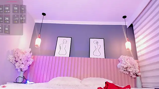 Snapshot of babee_sophie chatting on October 4, 2025, 3:41 am babee sophie online show from October 4, 2025, 3:41 am