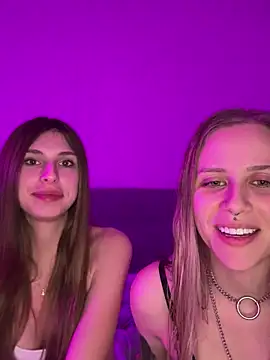 emma05 online show from January 10, 2025, 7:54 pm