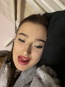 Snapshot of eva_and_adam1 chatting on September 27, 2025, 8:15 pm eva and adam1 online show from September 27, 2025, 8:15 pm