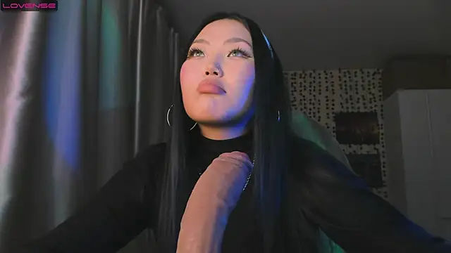 uko sa online show from October 12, 2025, 4:08 pm