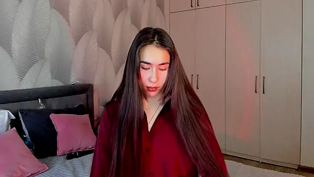 Bambiii bby online show from December 15, 2025, 4:07 am