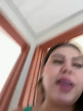 lariic online show from July 1, 2026, 1:33 pm