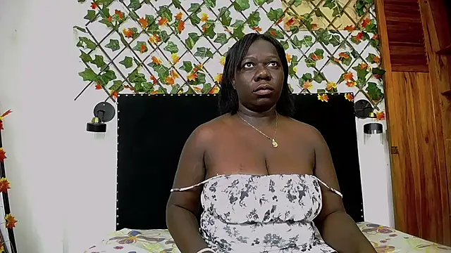 skaysanchez1 online show from February 15, 2026, 12:59 pm