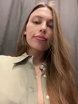 Snapshot of AlisaMur chatting on December 22, 2024, 8:49 am AlisaMur online show from December 22, 2024, 8:49 am