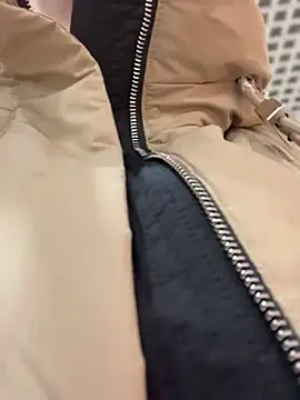 Snapshot of AlisaMur chatting on December 11, 2024, 4:07 am AlisaMur online show from December 11, 2024, 4:07 am