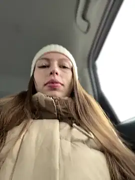 Snapshot of AlisaMur chatting on December 24, 2024, 5:16 am AlisaMur online show from December 24, 2024, 5:16 am