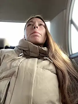 Snapshot of AlisaMur chatting on December 14, 2024, 4:01 am AlisaMur online show from December 14, 2024, 4:01 am