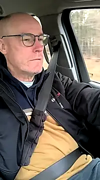 Snapshot of bogland33 chatting on March 7, 2025, 7:19 am bogland33 online show from March 7, 2025, 7:19 am