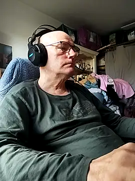 bogland33 online show from March 29, 2026, 10:17 am