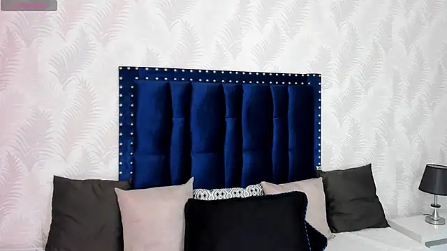 AddictivextS online show from October 1, 2025, 1:37 pm