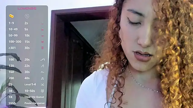 miss catalinaa online show from June 11, 2026, 12:02 pm