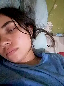 ojitos bello online show from March 5, 2025, 2:25 am