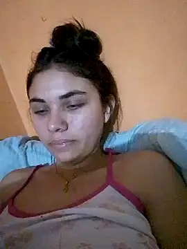 ojitos bello online show from February 17, 2025, 3:58 am