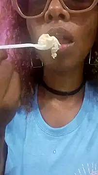 SashaBrianna99 online show from March 7, 2026, 11:32 pm