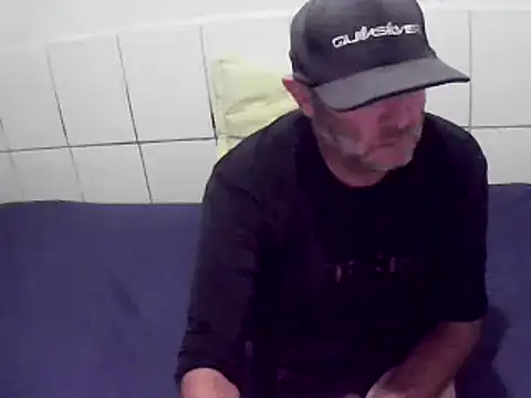 pierdona online show from March 5, 2026, 8:38 pm