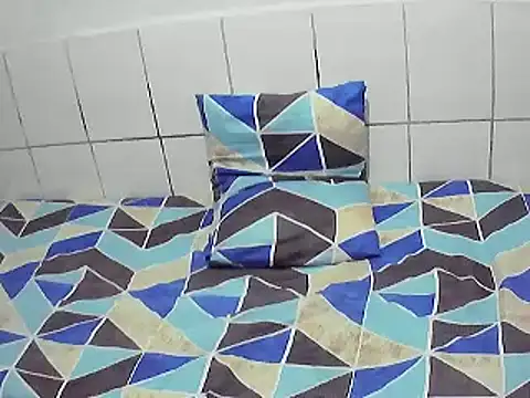 Snapshot of pierdona chatting on October 2, 2025, 7:50 pm pierdona online show from October 2, 2025, 7:50 pm