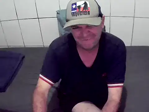 pierdona online show from February 4, 2025, 8:28 pm