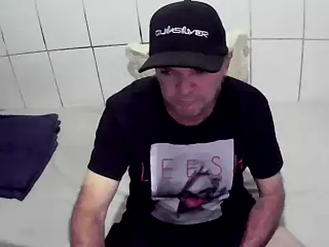 pierdona online show from March 1, 2025, 8:10 pm