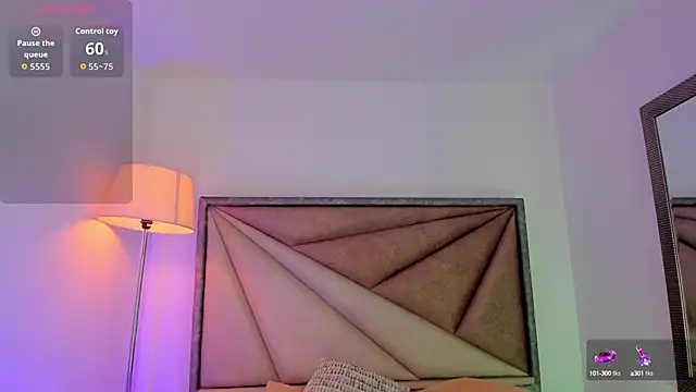 KarenPautt online show from October 7, 2025, 11:22 am