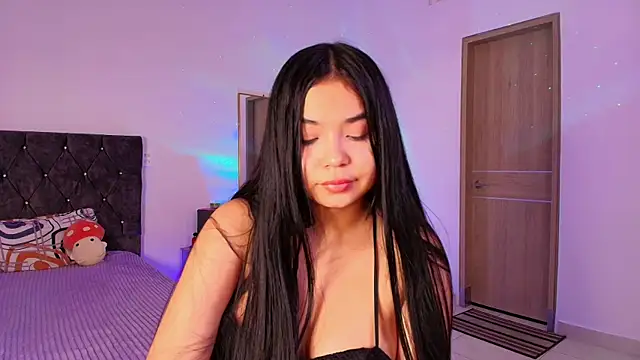 Snapshot of AuroraFiore chatting on September 14, 2025, 3:07 am AuroraFiore online show from September 14, 2025, 3:07 am