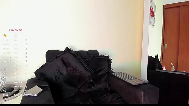 Snapshot of victoria__lace_ chatting on October 15, 2025, 2:10 am victoria  lace  online show from October 15, 2025, 2:10 am