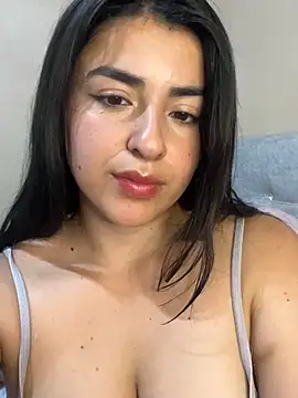 lesley anni online show from December 18, 2024, 4:49 pm