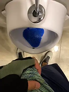 dantedesirexx online show from June 1, 2026, 5:34 pm
